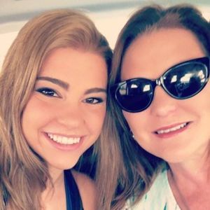 Meet your Posher, Annette